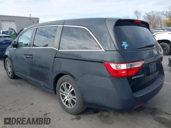 ✅ 2013 Honda Odyssey EX • VIN: 5FNRL5H44DB075407 • Lot: 43725774. Listed on IAAI with 192,101 mi. Free auction sales archive from the USA and detailed vehicle history report at DreamBid. Image 3.