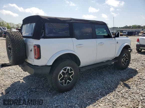 ✅ 2021 Ford Bronco • VIN: 1FMEE5DP5MLA86594 • Лот: 51116725. Опубликован ранее на Copart с пробегом 74 104 миль. Бесплатный доступ к архиву аукционных продаж из США и подробный отчёт об истории автомобиля на DreamBid. Изображение 3.