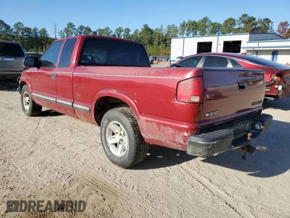 2001 Chevrolet S-10 LS с VIN 1GCCS19W318109902, выставлен на аукционе Copart как лот 77494994 с пробегом 225 659 миль миль и Чистый • Clean title. История ставок и продаж доступна на DreamBid. Изображение 2.