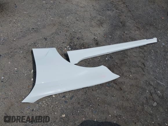 ✅ 2025 BMW 3 Series 330i xDrive • VIN: 3MW89CW06S8F29928 • Lot: 42484576. Wystawiony na IAAI z przebiegiem 2 260 mil. Bezpłatny archiwum sprzedaży aukcyjnych z USA i szczegółowy raport historii pojazdu na DreamBid. Zdjęcie 12.