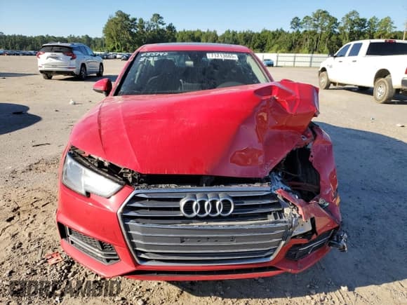 ✅ 2017 Audi A4 ultra Premium • VIN: WAUKMAF46HN055142 • Лот: 71213665. Опубликован ранее на Copart с пробегом Не указан. Бесплатный доступ к архиву аукционных продаж из США и подробный отчёт об истории автомобиля на DreamBid. Изображение 5.