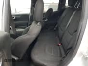 ✅ 2020 Jeep Renegade Latitude • VIN: ZACNJABB9LPM01954 • Lot: 71187855. Wystawiony na Copart z przebiegiem 32 492 mil. Bezpłatny archiwum sprzedaży aukcyjnych z USA i szczegółowy raport historii pojazdu na DreamBid. Zdjęcie 11.