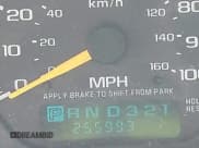 ✅ 2001 Chevrolet Suburban LS • VIN: 3GNEC16T41G229760 • Лот: 42976926. Опубликован ранее на IAAI с пробегом 255 993 миль. Бесплатный доступ к архиву аукционных продаж из США и подробный отчёт об истории автомобиля на DreamBid. Изображение 15.