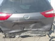 ✅ 2017 Toyota Sienna XLE Auto Access Seat • VIN: 5TDYZ3DC4HS781421 • Лот: 43154484. Опубликован ранее на IAAI с пробегом 153 222 миль. Бесплатный доступ к архиву аукционных продаж из США и подробный отчёт об истории автомобиля на DreamBid. Изображение 6.