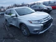✅ 2018 Mitsubishi Outlander ES • VIN: JA4AZ3A32JZ020973 • Lot: 41211563. Wystawiony na IAAI z przebiegiem 79 534 mil. Bezpłatny archiwum sprzedaży aukcyjnych z USA i szczegółowy raport historii pojazdu na DreamBid. Zdjęcie 1.