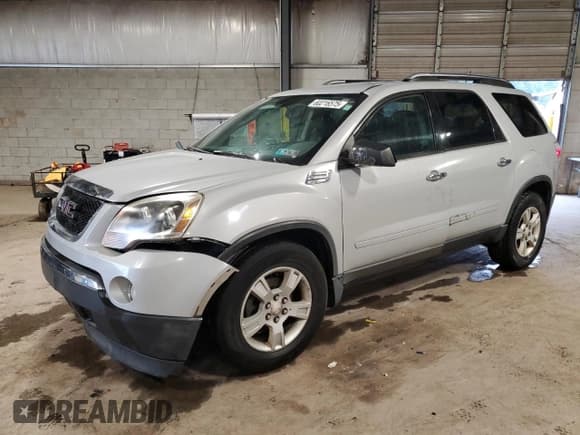 ✅ 2008 GMC Acadia SLE1 • VIN: 1GKEV13718J218402 • Lot: 60216575. Listed on Copart with 174,182 mi. Free auction sales archive from the USA and detailed vehicle history report at DreamBid. Image 1.