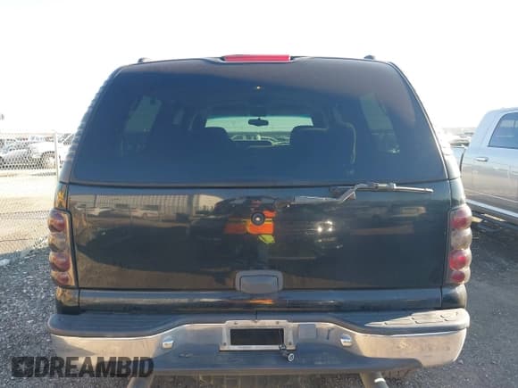 ✅ 2001 Chevrolet Suburban LS • VIN: 3GNEC16T61G284128 • Лот: 41102555. Опубликован ранее на IAAI с пробегом 198 323 миль. Бесплатный доступ к архиву аукционных продаж из США и подробный отчёт об истории автомобиля на DreamBid. Изображение 16.