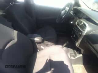 2004 Dodge Neon SXT z VIN 1B3ES56C24D504340, wystawiony jako IAAI lot #42155321 z przebiegiem 188 172 mil mil oraz . Historia ofert i sprzedaży dostępna na DreamBid. Obrazek 5.