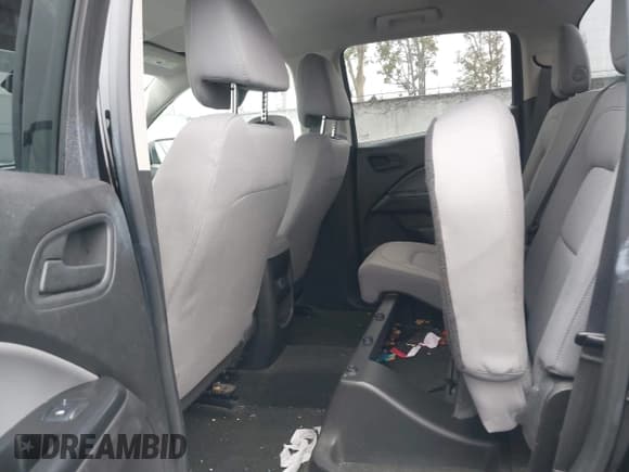 ✅ 2016 Chevrolet Colorado 2WD WT • VIN: 1GCGSBE37G1230520 • Lot: 43595827. Listed on IAAI with 101,437 mi. Free auction sales archive from the USA and detailed vehicle history report at DreamBid. Image 21.