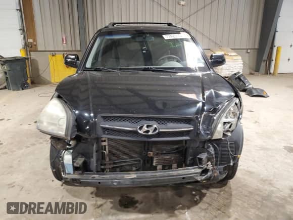 2008 Hyundai Tucson SE z VIN KM8JN72D88U807705, wystawiony jako Copart lot #77490174 z przebiegiem 89 117 mil mil oraz Szkoda całkowita • Salvage title. Historia ofert i sprzedaży dostępna na DreamBid. Obrazek 5.