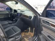 ✅ 2021 Volkswagen Atlas SE • VIN: 1V2WR2CA2MC581004 • Lot: 43007692. Listed on IAAI with 71,621 mi. Free auction sales archive from the USA and detailed vehicle history report at DreamBid. Image 5.