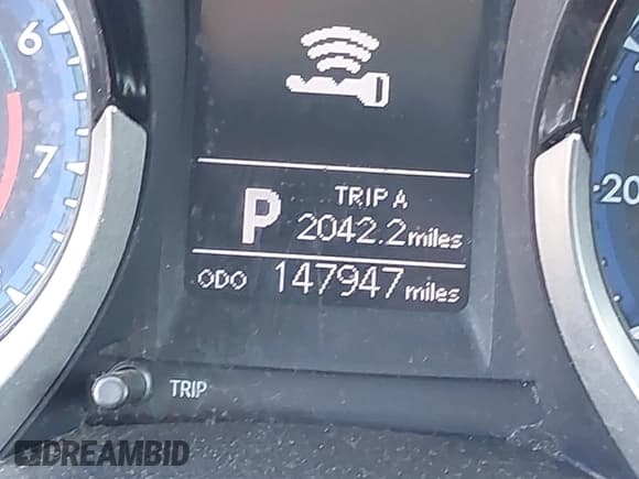 ✅ 2014 Toyota Corolla L • VIN: 5YFBURHE8EP065256 • Lot: 42956325. Wystawiony na IAAI z przebiegiem 147 947 mil. Bezpłatny archiwum sprzedaży aukcyjnych z USA i szczegółowy raport historii pojazdu na DreamBid. Zdjęcie 15.