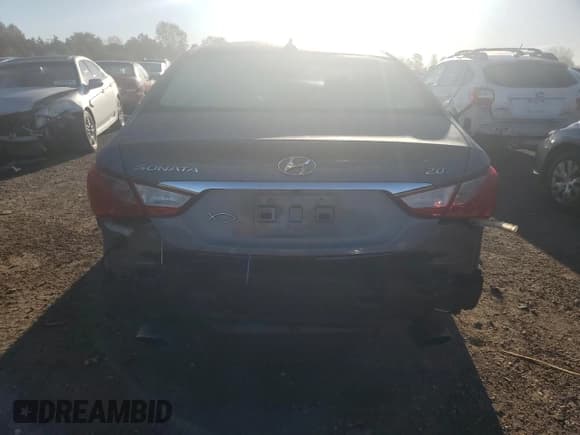 ✅ 2013 Hyundai Sonata SE • VIN: 5NPEC4AB6DH752847 • Lot: 73547984. Listed on Copart with 119,488 mi. Free auction sales archive from the USA and detailed vehicle history report at DreamBid. Image 6.