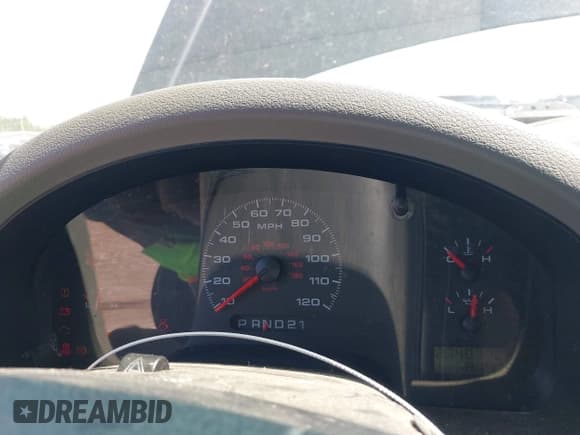 ✅ 2007 Ford F-150 XL • VIN: 1FTRF122X7NA25883 • Lot: 43077908. Listed on IAAI with 274,877 mi. Free auction sales archive from the USA and detailed vehicle history report at DreamBid. Image 7.