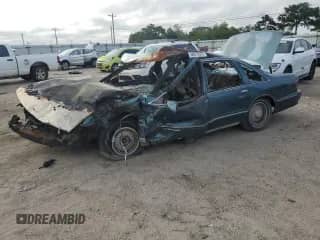 1993 Chevrolet Caprice with VIN 1G1BN53E4PR142445, listed as a Copart auction lot 68075395 with Not provided miles and Non repairable. Bid and sale history available at DreamBid. Image 1.