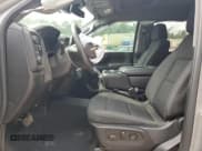 ✅ 2024 Chevrolet Silverado 2500HD Custom • VIN: 2GC1YME75R1199753 • Лот: 56539275. Опубликован ранее на Copart с пробегом 23 281 миль. Бесплатный доступ к архиву аукционных продаж из США и подробный отчёт об истории автомобиля на DreamBid. Изображение 7.