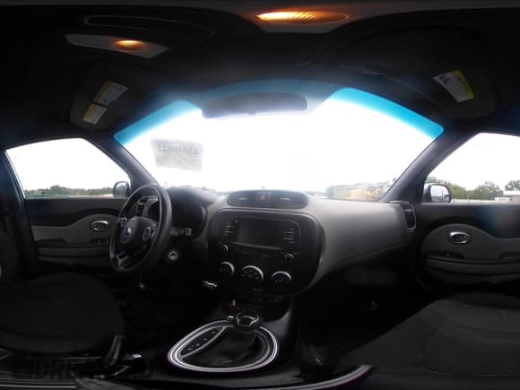 ✅ 2017 Kia Soul • VIN: KNDJN2A27H7447526 • Lot: 43040022. Listed on IAAI with 75,590 mi. Free auction sales archive from the USA and detailed vehicle history report at DreamBid. Image 18.