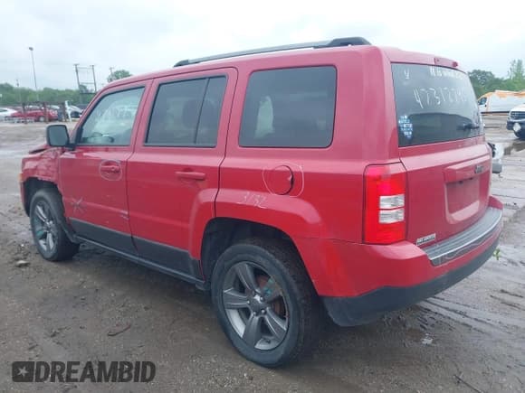 ✅ 2016 Jeep Patriot Sport • VIN: 1C4NJPBA6GD787055 • Lot: 42312795. Listed on IAAI with 105,862 mi. Free auction sales archive from the USA and detailed vehicle history report at DreamBid. Image 3.
