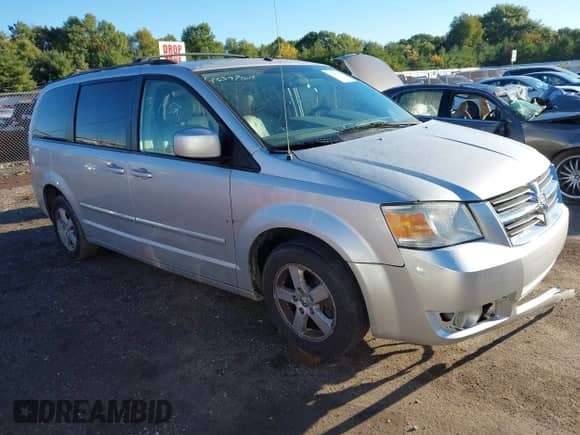 2008 Dodge Grand Caravan SXT z VIN 1D8HN54P88B140212, wystawiony jako IAAI lot #43399027 z przebiegiem 206 644 mil mil oraz . Historia ofert i sprzedaży dostępna na DreamBid. Obrazek 1.