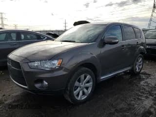 ✅ 2012 Mitsubishi Outlander GT • VIN: JA4JT5AX0CU027596 • Lot: 45283115. Wystawiony na Copart z przebiegiem 81 252 mil. Bezpłatny archiwum sprzedaży aukcyjnych z USA i szczegółowy raport historii pojazdu na DreamBid. Zdjęcie 1.