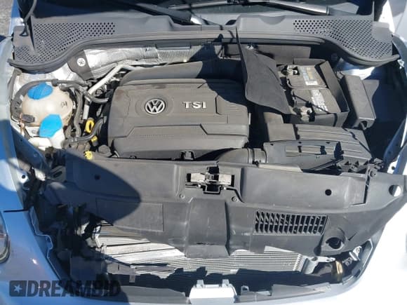 ✅ 2015 Volkswagen Beetle 1.8T • VIN: 3VWF17AT9FM651641 • Lot: 43559860. Listed on IAAI with 80,780 mi. Free auction sales archive from the USA and detailed vehicle history report at DreamBid. Image 10.