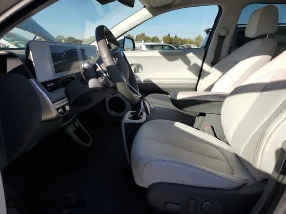 2023 Hyundai Ioniq 5 SEL z VIN KM8KNDAF4PU182126, wystawiony jako Copart lot #75559674 z przebiegiem 12 640 mil mil oraz Szkoda całkowita • Salvage title. Historia ofert i sprzedaży dostępna na DreamBid. Obrazek 7.