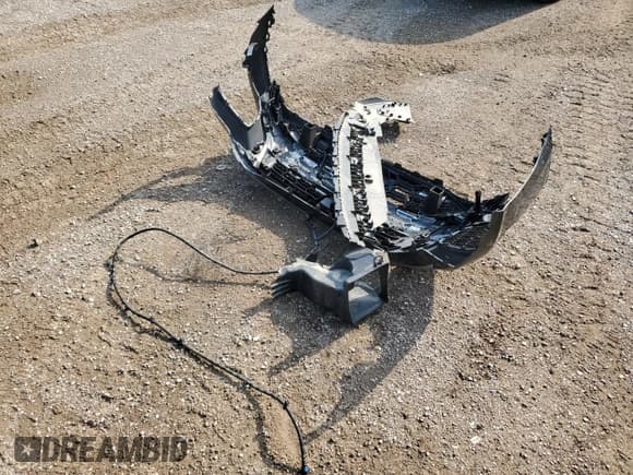 ✅ 2023 Audi S3 Premium • VIN: WAUG3CGY6PA102472 • Lot: 63272125. Wystawiony na Copart z przebiegiem 39 428 mil. Bezpłatny archiwum sprzedaży aukcyjnych z USA i szczegółowy raport historii pojazdu na DreamBid. Zdjęcie 12.