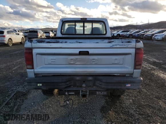 ✅ 1992 Ford Ranger • VIN: 1FTCR11T1NUB61720 • Лот: 85349724. Опубликован ранее на Copart с пробегом 9 493 миль. Бесплатный доступ к архиву аукционных продаж из США и подробный отчёт об истории автомобиля на DreamBid. Изображение 6.