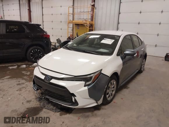 ✅ 2025 Toyota Corolla Hybrid LE • VIN: JTDBCMFE9SJ047079 • Lot: 43592751. Listed on IAAI with 8,469 mi. Free auction sales archive from the USA and detailed vehicle history report at DreamBid. Image 17.