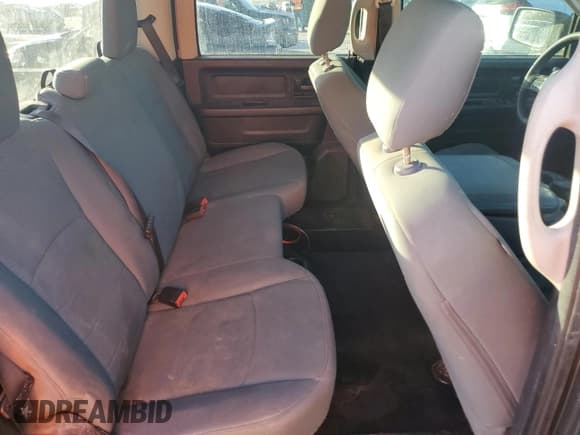 ✅ 2015 Ram 1500 Express • VIN: 1C6RR7KTXFS599135 • Lot: 92302555. Wystawiony na Copart z przebiegiem 179 335 mil. Bezpłatny archiwum sprzedaży aukcyjnych z USA i szczegółowy raport historii pojazdu na DreamBid. Zdjęcie 10.