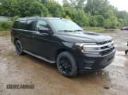 ✅ 2023 Ford Expedition Max XLT • VIN: 1FMJK1J80PEA13722 • Lot: 69260775. Wystawiony na Copart z przebiegiem 32 564 mil. Bezpłatny archiwum sprzedaży aukcyjnych z USA i szczegółowy raport historii pojazdu na DreamBid. Zdjęcie 4.