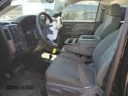 ✅ 2018 Chevrolet Silverado 1500 Custom • VIN: 3GCUKPEC7JG565320 • Лот: 69058424. Опубликован ранее на Copart с пробегом Не указан. Бесплатный доступ к архиву аукционных продаж из США и подробный отчёт об истории автомобиля на DreamBid. Изображение 7.