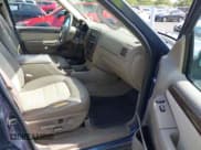 ✅ 2004 Ford Explorer Eddie Bauer • VIN: 1FMDU64K94UB01763 • Lot: 42084161. Listed on IAAI with 148,709 mi. Free auction sales archive from the USA and detailed vehicle history report at DreamBid. Image 5.