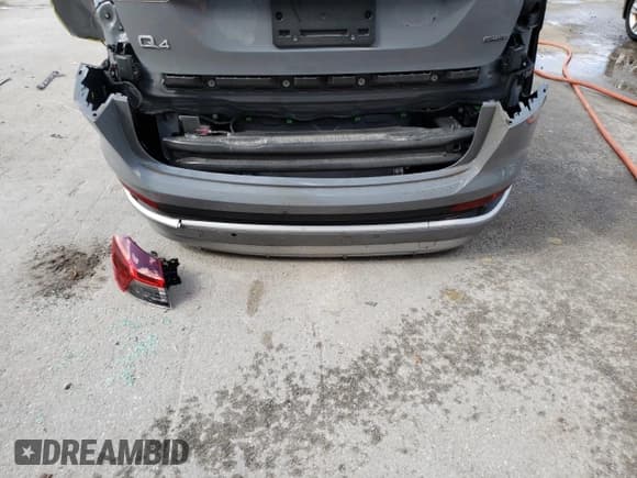 ✅ 2023 Audi Q4 e-tron Sportback Premium Plus • VIN: WA132BFZ8PP000204 • Lot: 53398314. Listed on Copart with 20,268 mi. Free auction sales archive from the USA and detailed vehicle history report at DreamBid. Image 13.