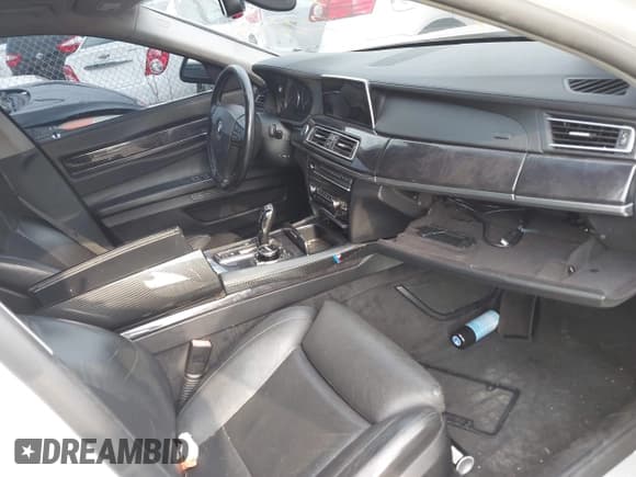 ✅ 2011 BMW 7 Series 750Li xDrive • VIN: WBAKC8C54BC432577 • Lot: 42503711. Listed on IAAI with Not provided. Free auction sales archive from the USA and detailed vehicle history report at DreamBid. Image 5.