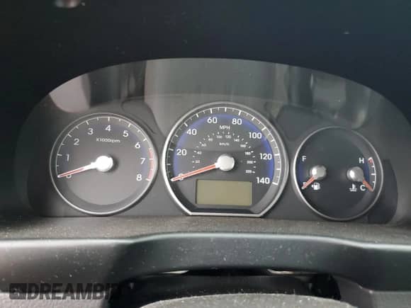 2012 Hyundai Santa Fe GLS z VIN 5XYZG3AB3CG123312, wystawiony jako Copart lot #70588935 z przebiegiem Nie podano mil oraz Szkoda całkowita • Salvage title. Historia ofert i sprzedaży dostępna na DreamBid. Obrazek 9.