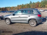 ✅ 2018 Volkswagen Tiguan • VIN: WVGBV7AX7JK002294 • Lot: 43472868. Wystawiony na IAAI z przebiegiem 114 737 mil. Bezpłatny archiwum sprzedaży aukcyjnych z USA i szczegółowy raport historii pojazdu na DreamBid. Zdjęcie 15.