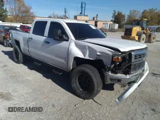 ✅ 2014 Chevrolet Silverado 1500 LT • VIN: 1GCUKREC1EF193525 • Lot: 34765327. Wystawiony na IAAI z przebiegiem 220 965 mil. Bezpłatny archiwum sprzedaży aukcyjnych z USA i szczegółowy raport historii pojazdu na DreamBid. Zdjęcie 1.
