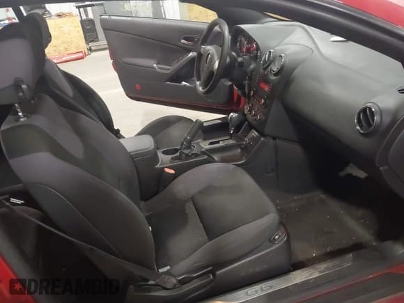 ✅ 2006 Pontiac G6 GT • VIN: 1G2ZH358764288136 • Lot: 43147179. Wystawiony na IAAI z przebiegiem 105 501 mil. Bezpłatny archiwum sprzedaży aukcyjnych z USA i szczegółowy raport historii pojazdu na DreamBid. Zdjęcie 5.