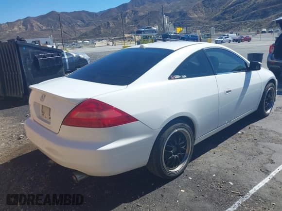 ✅ 2004 Honda Accord EX • VIN: 1HGCM72644A017686 • Lot: 43451358. Listed on IAAI with 167,789 mi. Free auction sales archive from the USA and detailed vehicle history report at DreamBid. Image 4.