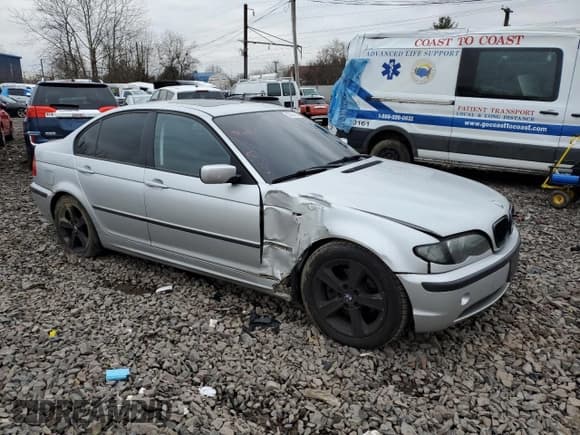 ✅ 2005 BMW 3 Series 325xi • VIN: WBAEU33465PR18048 • Lot: 72245724. Listed on Copart with 183,700 mi. Free auction sales archive from the USA and detailed vehicle history report at DreamBid. Image 4.