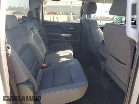 ✅ 2018 Chevrolet Silverado 1500 LT • VIN: 3GCUCRER7JG358598 • Лот: 83764145. Опубликован ранее на Copart с пробегом 168 624 миль. Бесплатный доступ к архиву аукционных продаж из США и подробный отчёт об истории автомобиля на DreamBid. Изображение 10.