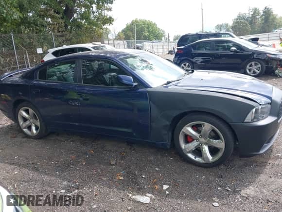 ✅ 2013 Dodge Charger RT • VIN: 2C3CDXCT6DH651249 • Lot: 43299477. Listed on IAAI with 178,174 mi. Free auction sales archive from the USA and detailed vehicle history report at DreamBid. Image 13.