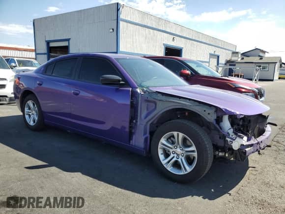 2023 Dodge Charger SXT z VIN 2C3CDXBG6PH687516, wystawiony jako Copart lot #70731315 z przebiegiem 9 098 mil mil oraz Szkoda całkowita • Salvage title. Historia ofert i sprzedaży dostępna na DreamBid. Obrazek 4.