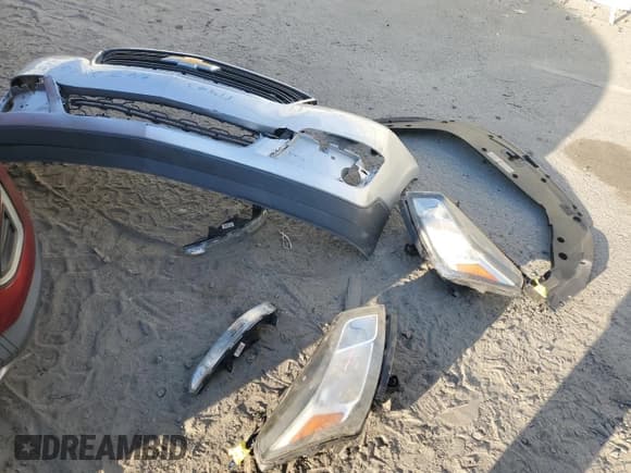 ✅ 2016 Chevrolet Traverse LS • VIN: 1GNKRFKD7GJ260487 • Lot: 82049955. Wystawiony na Copart z przebiegiem 120 661 mil. Bezpłatny archiwum sprzedaży aukcyjnych z USA i szczegółowy raport historii pojazdu na DreamBid. Zdjęcie 13.