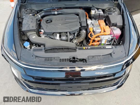 ✅ 2024 Hyundai Sonata SEL • VIN: KMHL34JJ2RA099863 • Lot: 84021215. Listed on Copart with 8,797 mi. Free auction sales archive from the USA and detailed vehicle history report at DreamBid. Image 11.