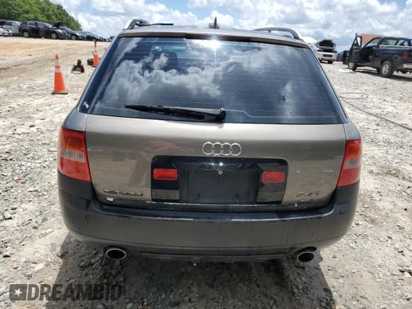 ✅ 2005 Audi allroad A6 V8 • VIN: WA1YD64B95N023951 • Lot: 60539025. Listed on Copart with 110,290 mi. Free auction sales archive from the USA and detailed vehicle history report at DreamBid. Image 6.