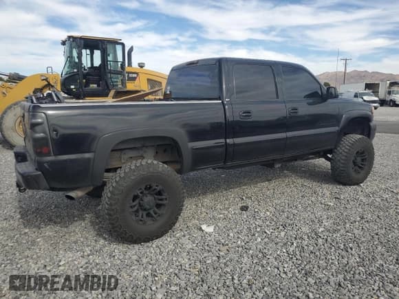 ✅ 2001 GMC Sierra 2500HD SLE • VIN: 1GTHK23U91F187941 • Lot: 77376054. Wystawiony na Copart z przebiegiem 208 303 mil. Bezpłatny archiwum sprzedaży aukcyjnych z USA i szczegółowy raport historii pojazdu na DreamBid. Zdjęcie 3.
