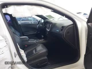 ✅ 2021 Dodge Charger SXT • VIN: 2C3CDXBG2MH522476 • Lot: 43119164. Wystawiony na IAAI z przebiegiem 85 384 mil. Bezpłatny archiwum sprzedaży aukcyjnych z USA i szczegółowy raport historii pojazdu na DreamBid. Zdjęcie 5.