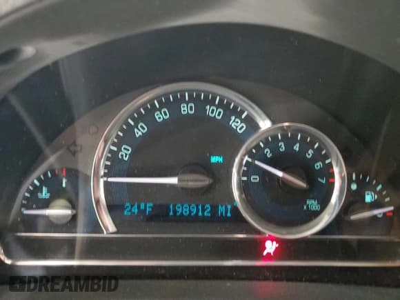 ✅ 2011 Chevrolet HHR 1LT • VIN: 3GNBABFW8BS601950 • Lot: 46250585. Listed on Copart with 198,912 mi. Free auction sales archive from the USA and detailed vehicle history report at DreamBid. Image 9.